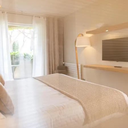Des Lices Hotel 4*