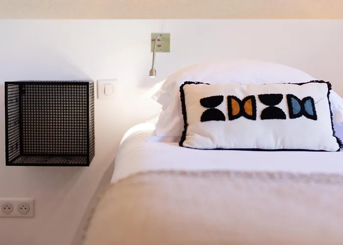 فندق Des Lices 4*